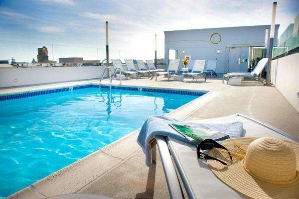Carousel Inn And Suites Anaheim Dış mekan fotoğraf
