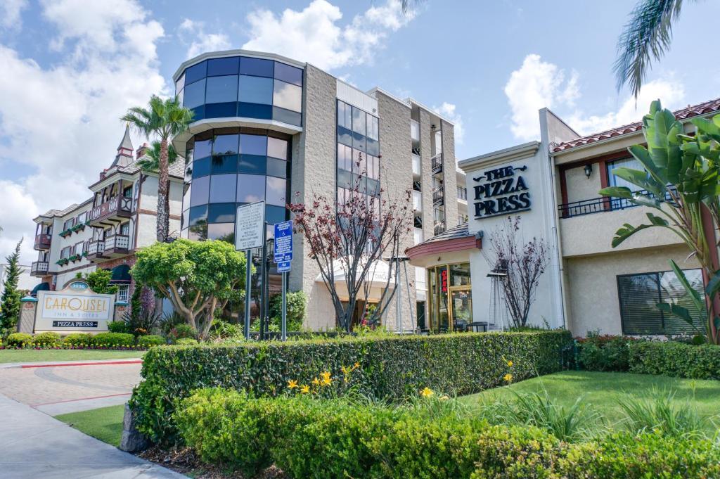 Carousel Inn And Suites Anaheim Dış mekan fotoğraf