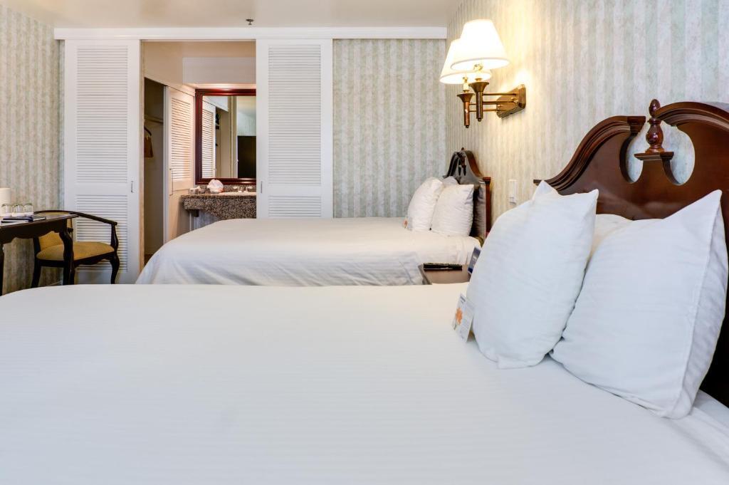Carousel Inn And Suites Anaheim Dış mekan fotoğraf