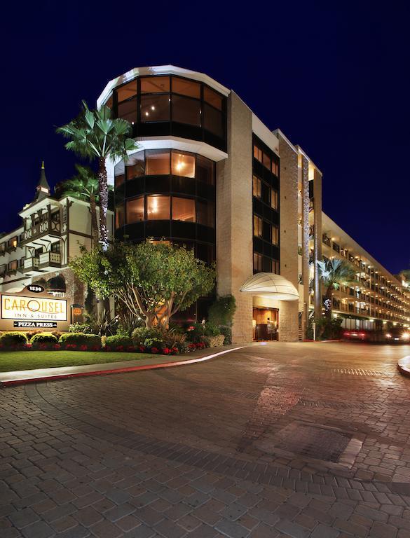 Carousel Inn And Suites Anaheim Dış mekan fotoğraf