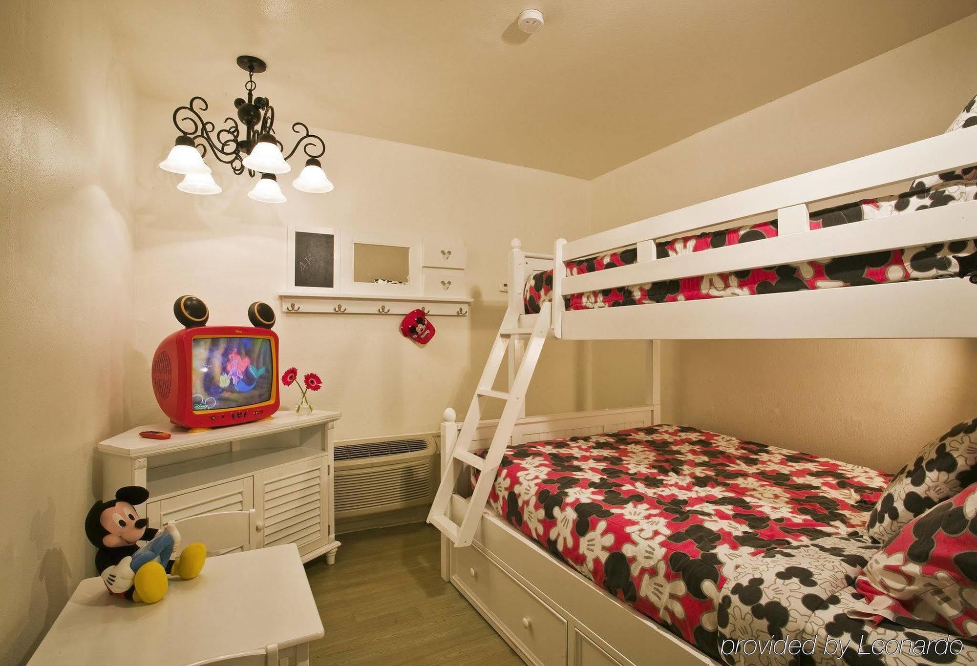 Carousel Inn And Suites Anaheim Oda fotoğraf